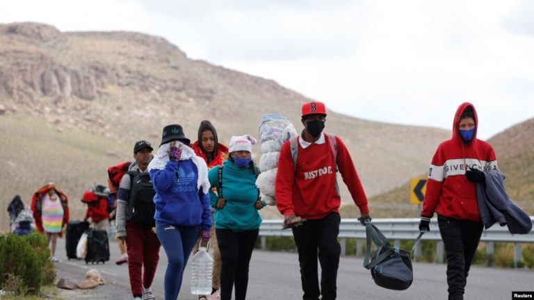 Migrantes venezolanos en Colombia, Perú y Ecuador reportan una “convivencia positiva”: estudio