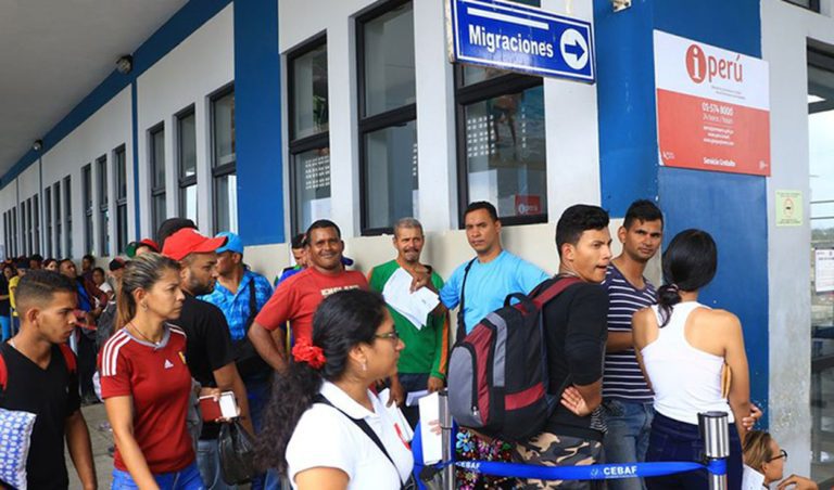 Migraciones prorroga el plazo para tramitar permiso temporal de permanencia para extranjeros