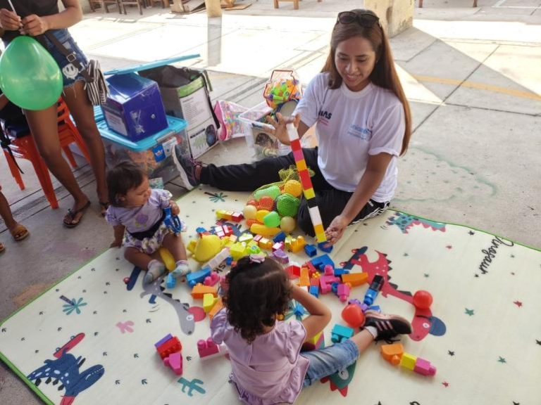 UNICEF realizó ferias de salud integral y regularización migratoria en Tumbes